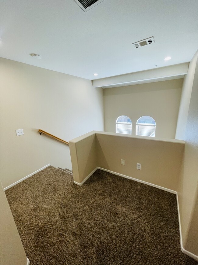 Building Photo - 26331 Arboretum Way