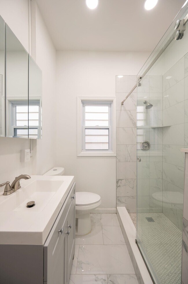 Building Photo - 66 Van Reipen Ave