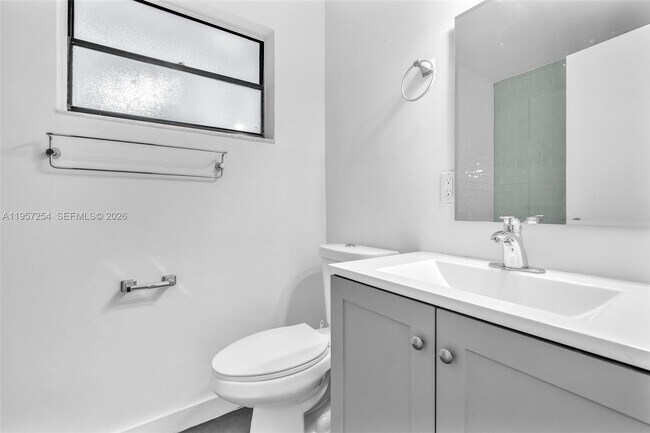 Building Photo - 3265 Virginia St