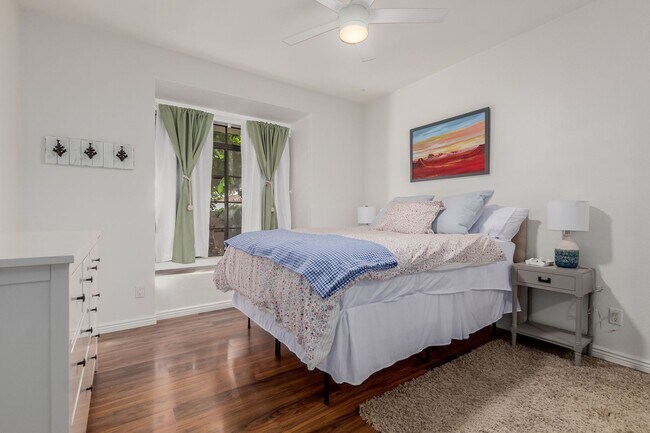 Building Photo - Racquet Club Condo – 1 Bedroom, 1 Bath