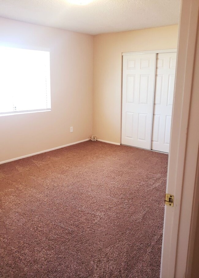 Building Photo - Coming soon! 3 Bedroom 2 Bath Home in Yucc...