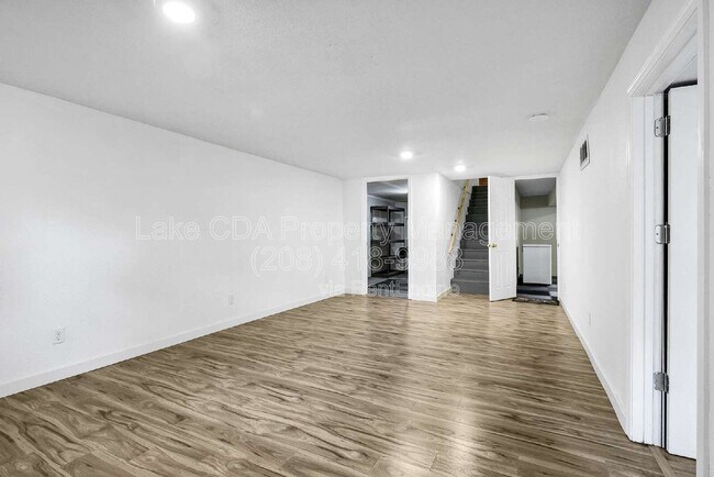 Building Photo - 506 15th St