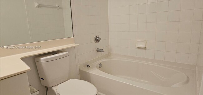 Building Photo - 5860 W Sample Rd