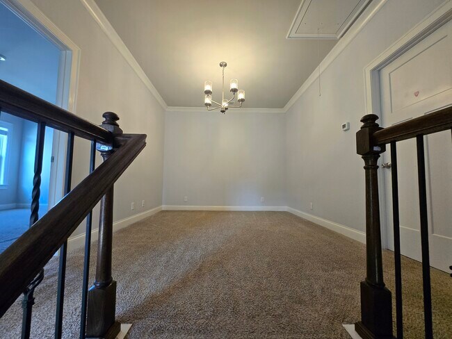 Building Photo - 10846 Prairie Lake Dr
