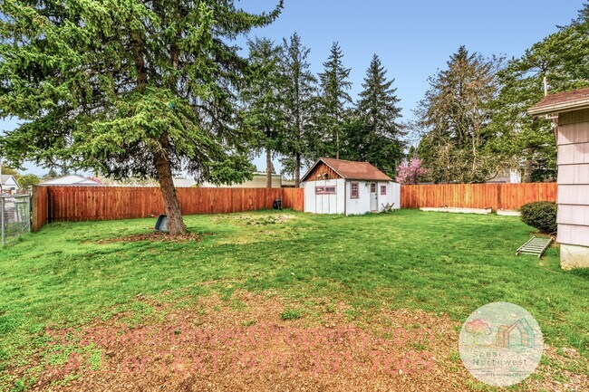 Building Photo - 9515 SE Stanley Ave