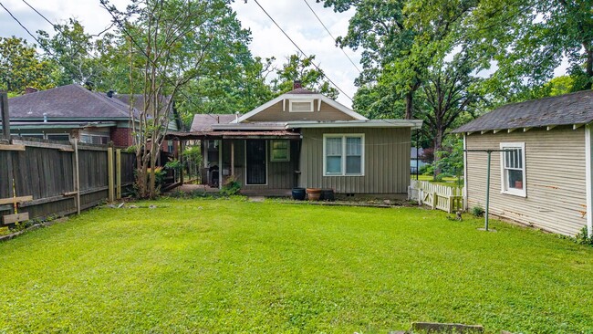 Building Photo - 5110 Lee Ave