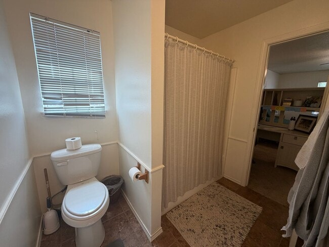 Building Photo - 3BED/2BATH/1 CAR GARAGE: AVAILABLE JUNE 15TH IN LISD!!
