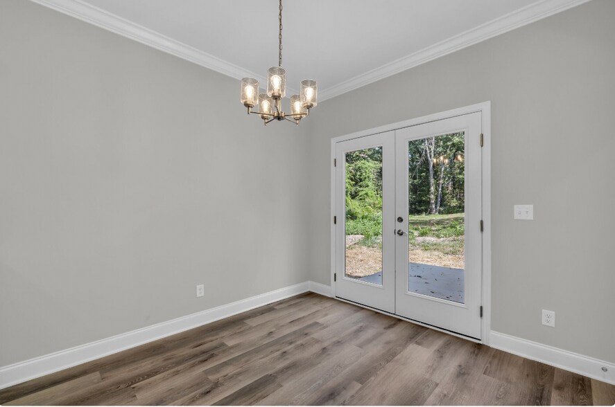 Building Photo - 102 Hogan Hts Dr