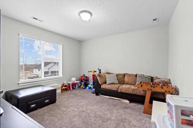 Building Photo - Beautiful home for rent!