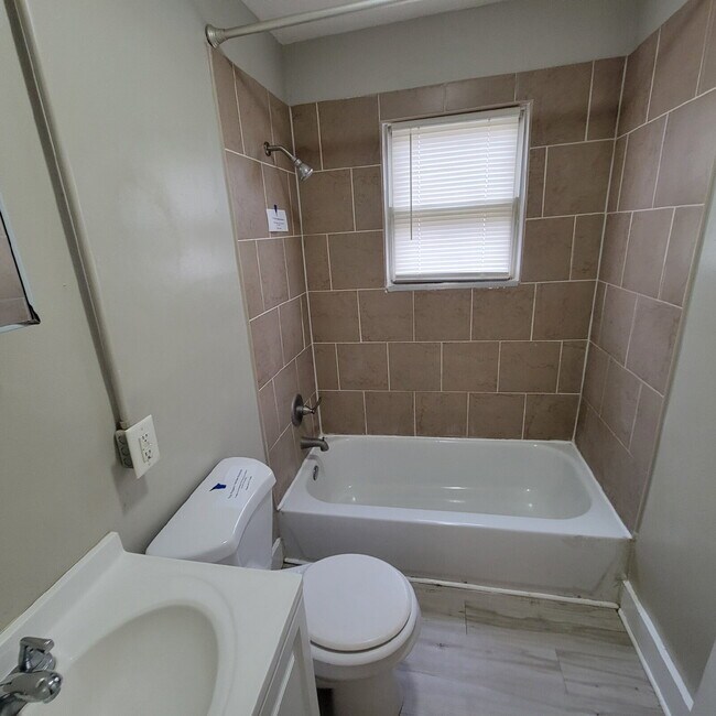 Building Photo - Beautiful views from downtown from front yard