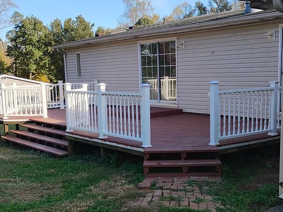 Building Photo - 209 Hickory Nut Dr