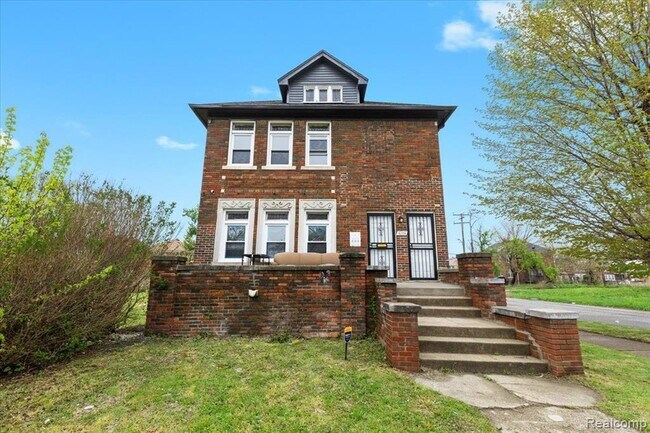 Building Photo - 4204 Clements St