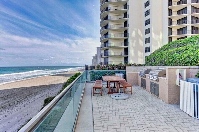 Building Photo - 5440 N Ocean Dr