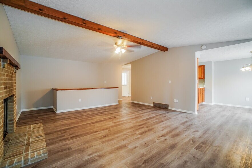 Building Photo - 9770 Merry Ln