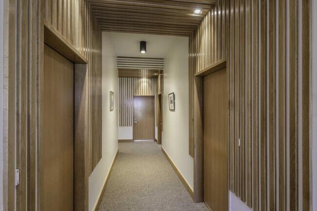 Building Photo - 2 bedroom in San Francisco CA 94115
