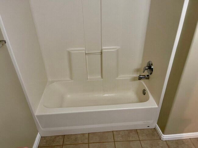 Upstairs Bathroom Shower - 2876 W 3965 S