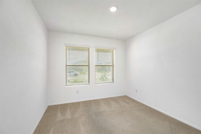 Building Photo - 1491 Twilight Grn Dr