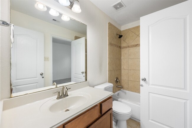 Building Photo - 23906 Fairport Harbor Ln