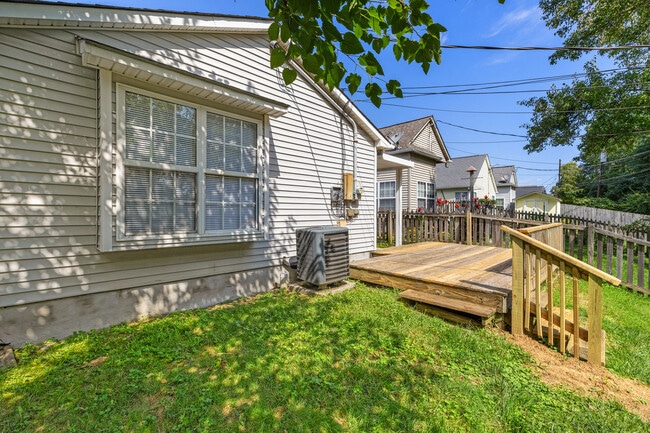 Building Photo - 416 Chelsea Woods Dr