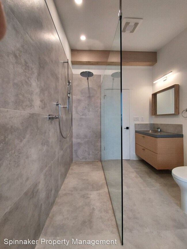 Building Photo - 3 br, 3 bath House - 10311 Interlaaken Dri...