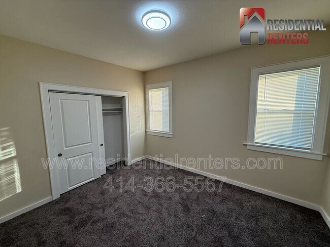 Building Photo - 3124 N 28th St