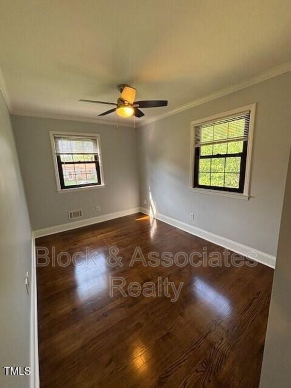 Building Photo - 710 Wakeland Dr
