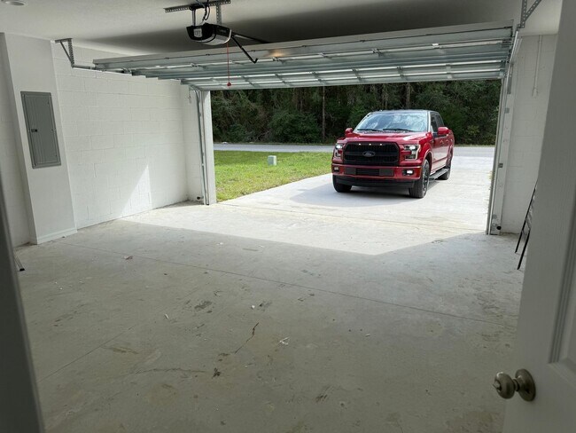 Building Photo - 20661 SW Marine Blvd