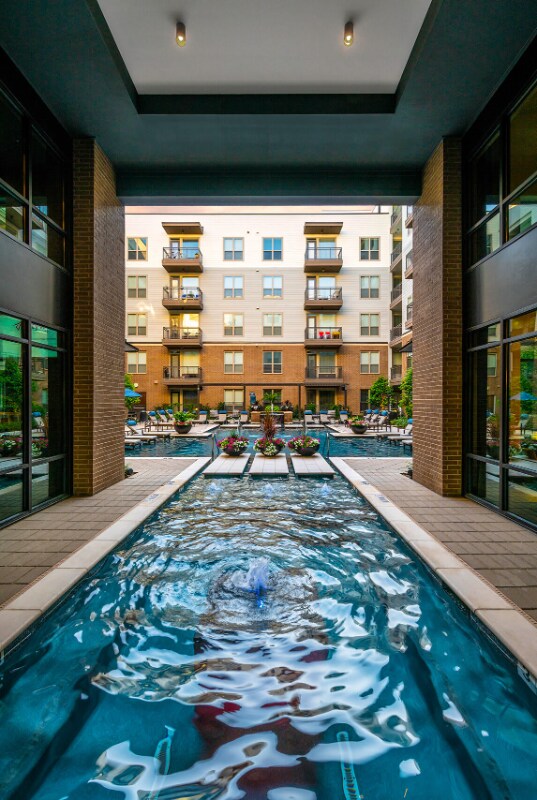 Building Photo - 3551 Wilshire Wy