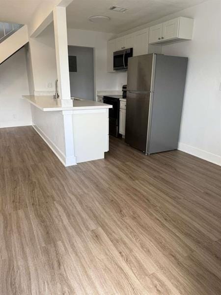 Building Photo - 900 E Tiffany Dr