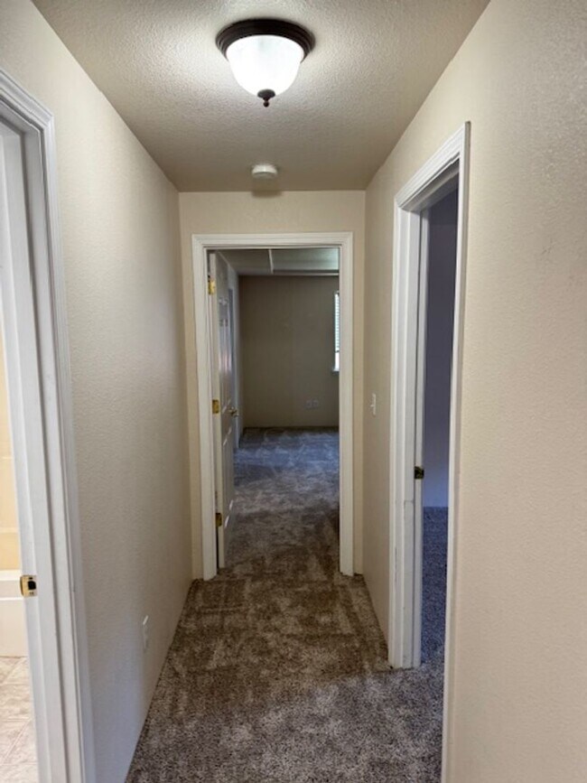 Building Photo - 2346 Stonefield Way