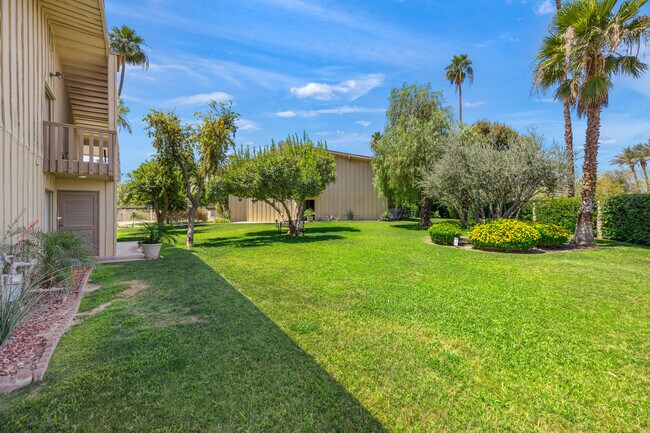Building Photo - 77835 California Dr