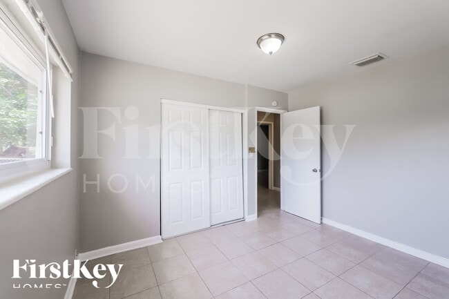 Building Photo - 1236 NW 18th St