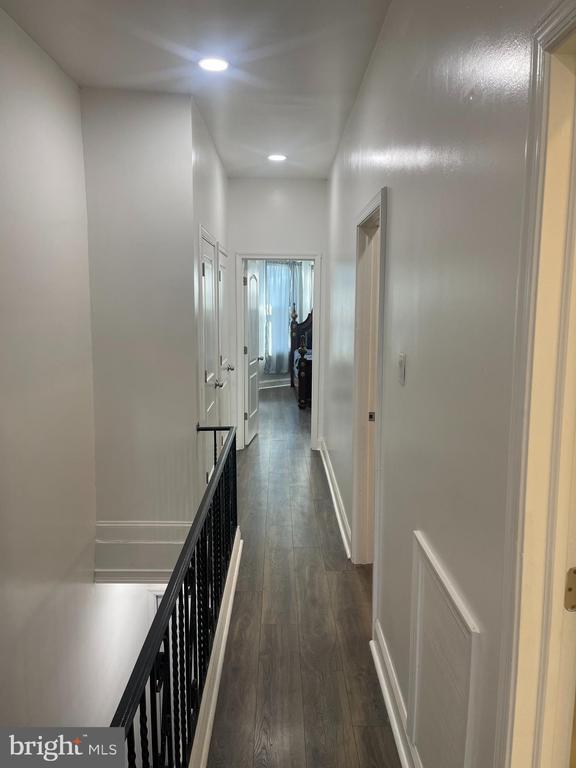 Building Photo - 537 E Tulpehocken St