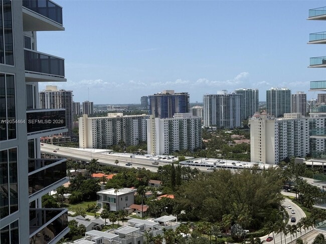 Building Photo - 18911 Collins Ave