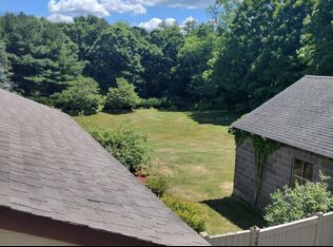 Building Photo - 393 Kelley Blvd