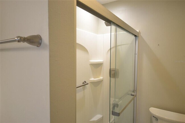 Building Photo - 329 Moorings Cove Dr