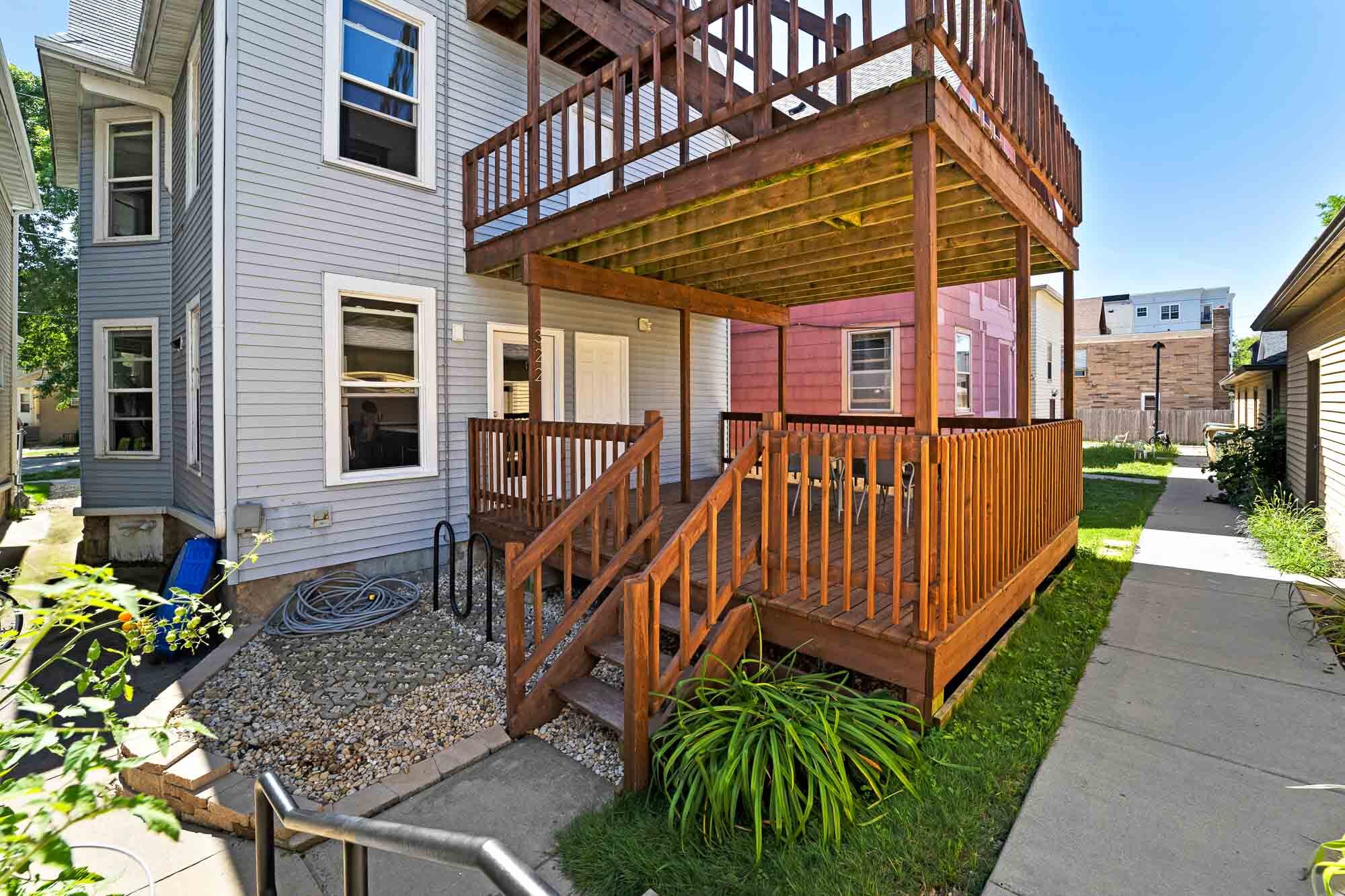 Building Photo - 322 W Wilson St