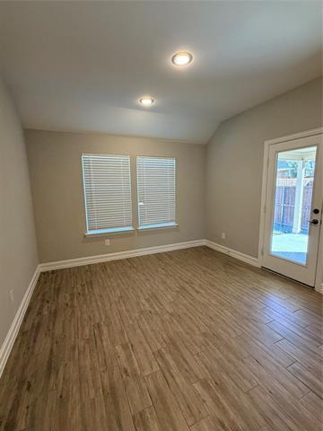 Building Photo - 6048 Iron Creek Rd