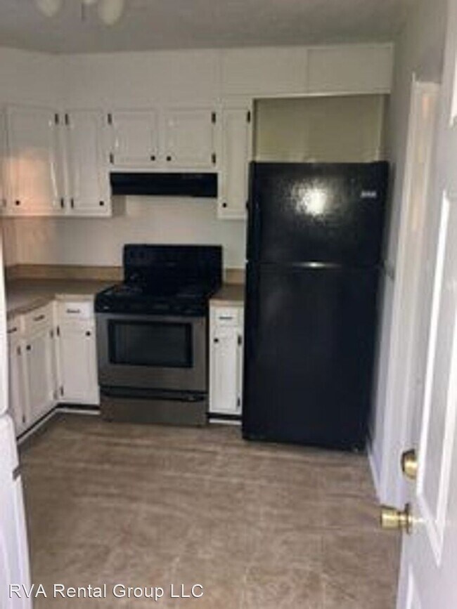 Building Photo - 3 br, 1 bath House - 14 N Lake Ave