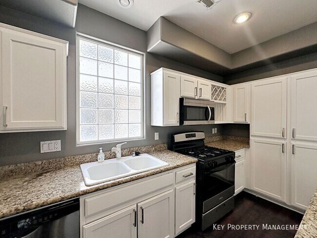 Building Photo - 10076 Bright Charisma Ct