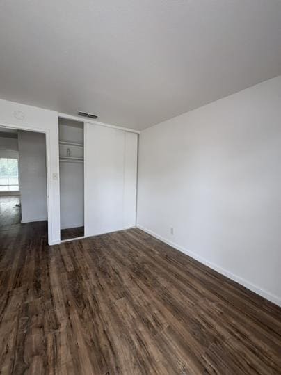 Building Photo - 310 S Argyle Ave