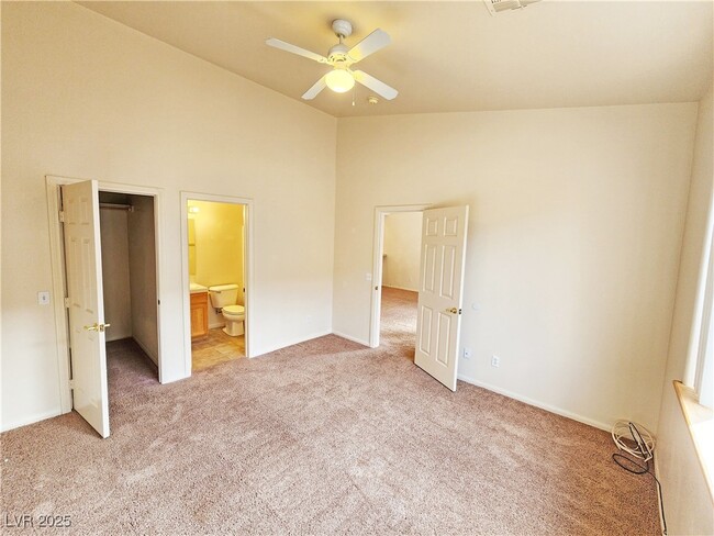 Building Photo - 1110 Red Butte St