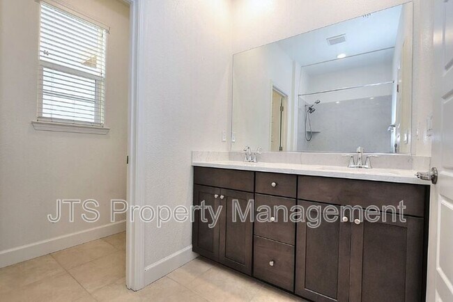 Building Photo - 3606 Nuestra Ave