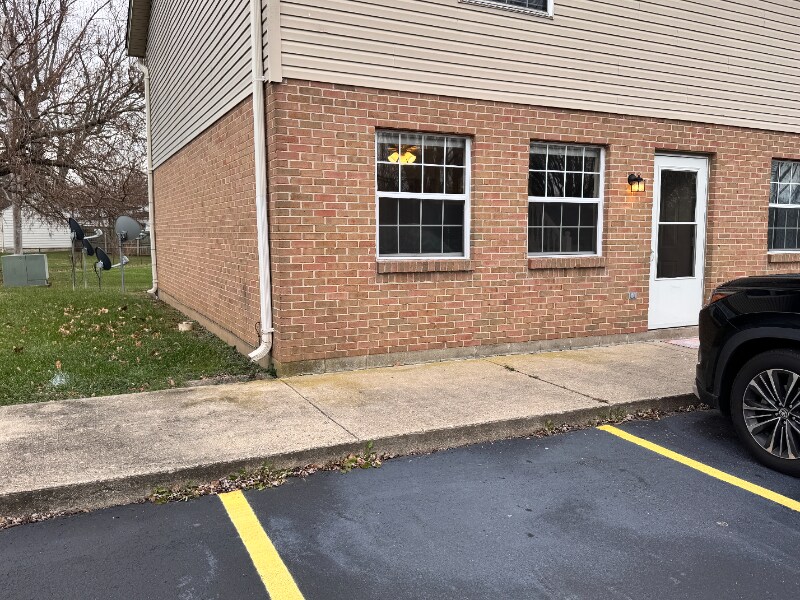 Building Photo - 91 Dickey Ave