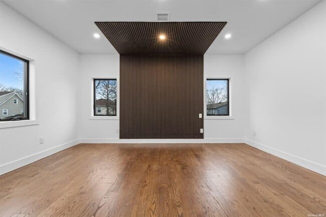 Building Photo - 357 Hamilton Ave