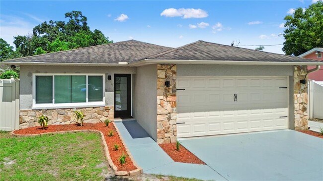Primary Photo - 7021 Blossom Ave