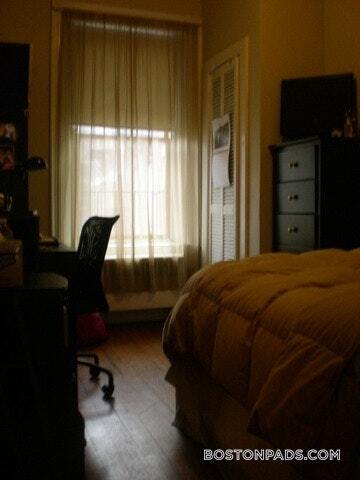 Building Photo - 435 Hanover St