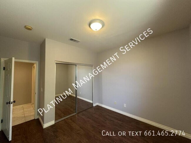 Building Photo - 7345 Sunnyslope Dr
