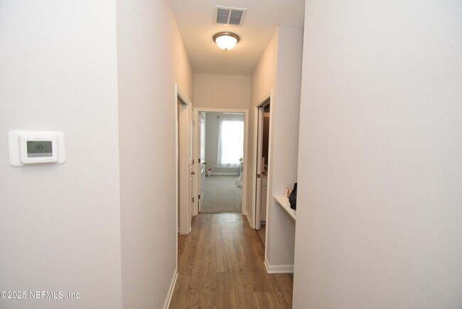 Building Photo - 172 Charlie Way
