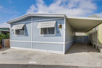 Building Photo - Three Bedroom Manufactured Home Available!